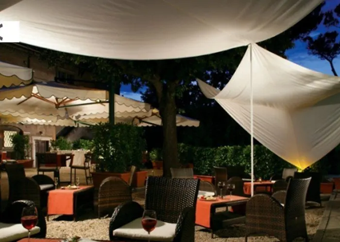 Hotel The Church Village Roma